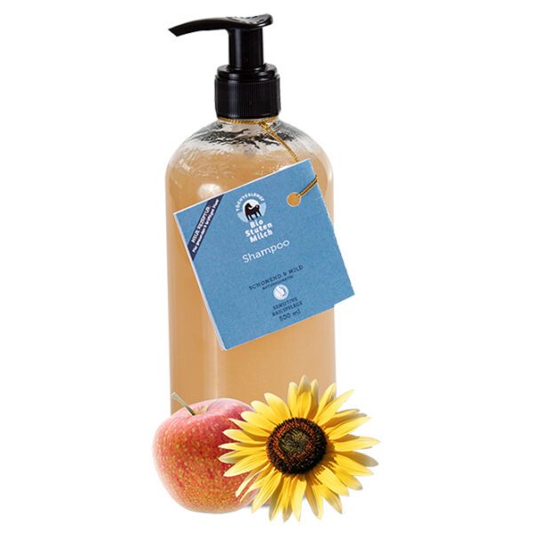 Produkt Bio Stutenmilch Haarshampoo 500ml, Natrue Bio, mit Apfel und Sonnenblume, Hintergrund weiß